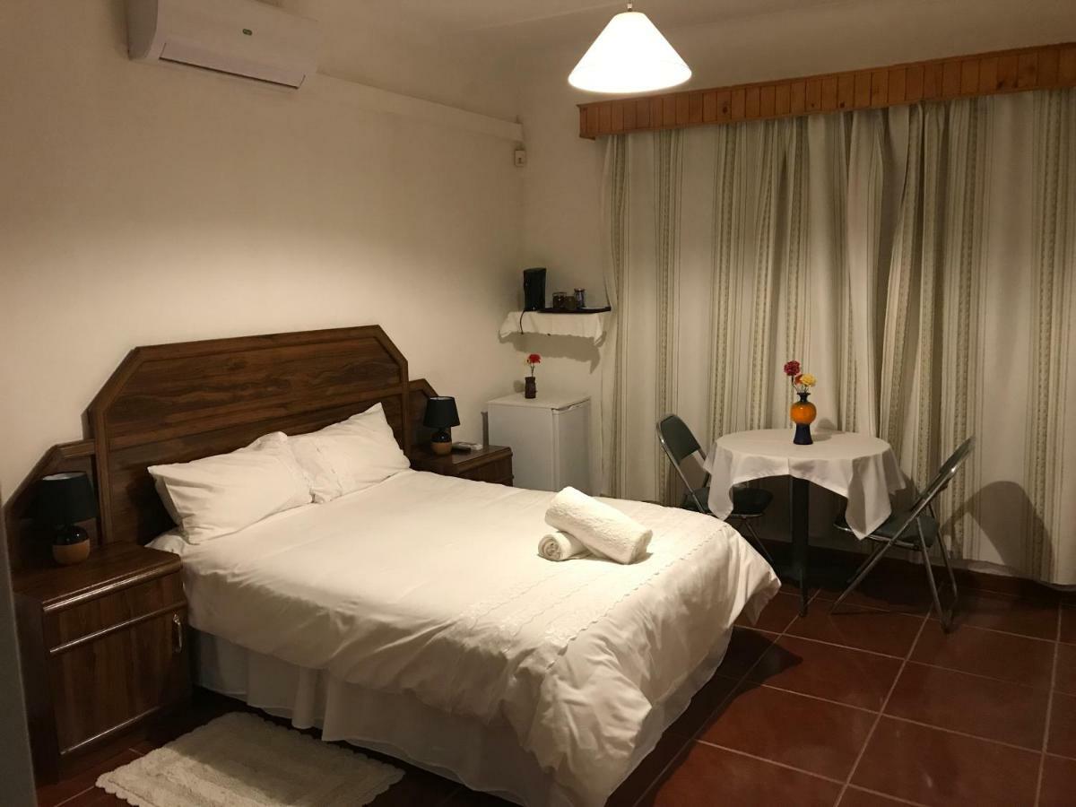 Yoieli Guest House Виндхук Экстерьер фото